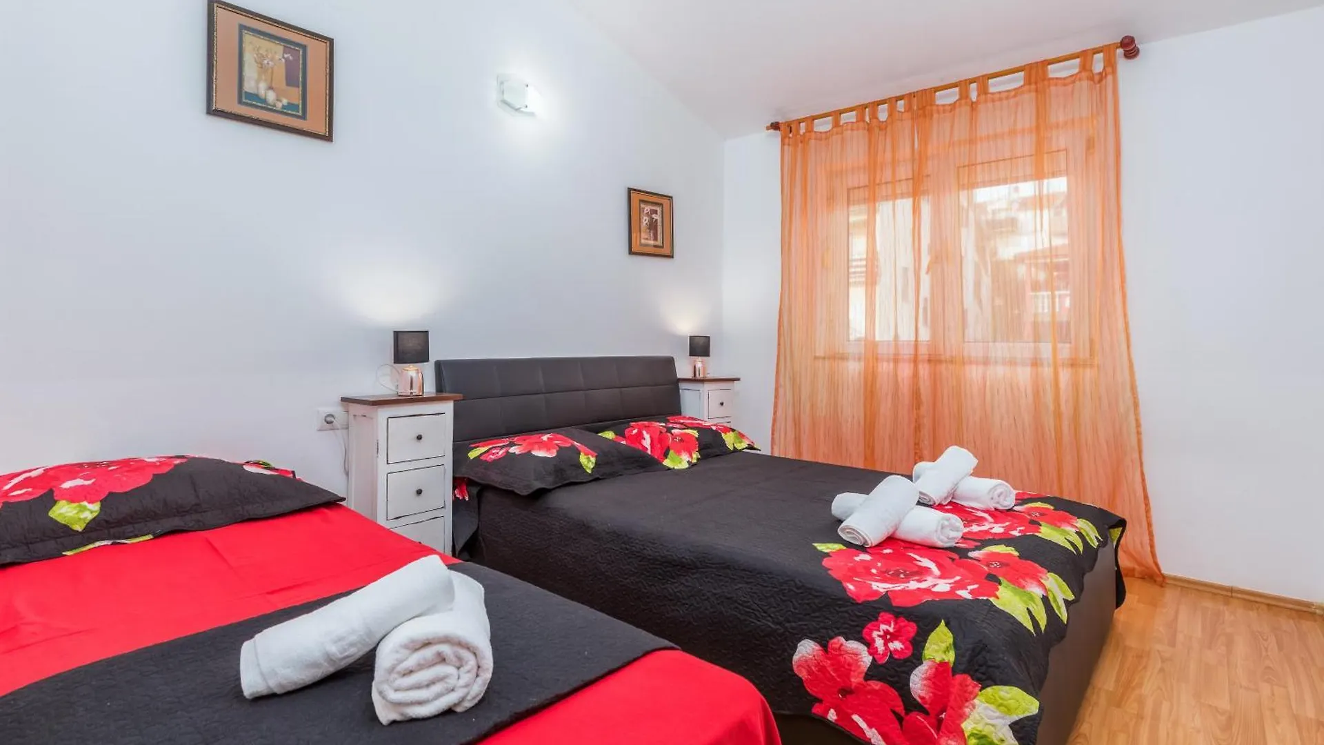 Arcobaleno Apartment Pula 0*,  Croatia